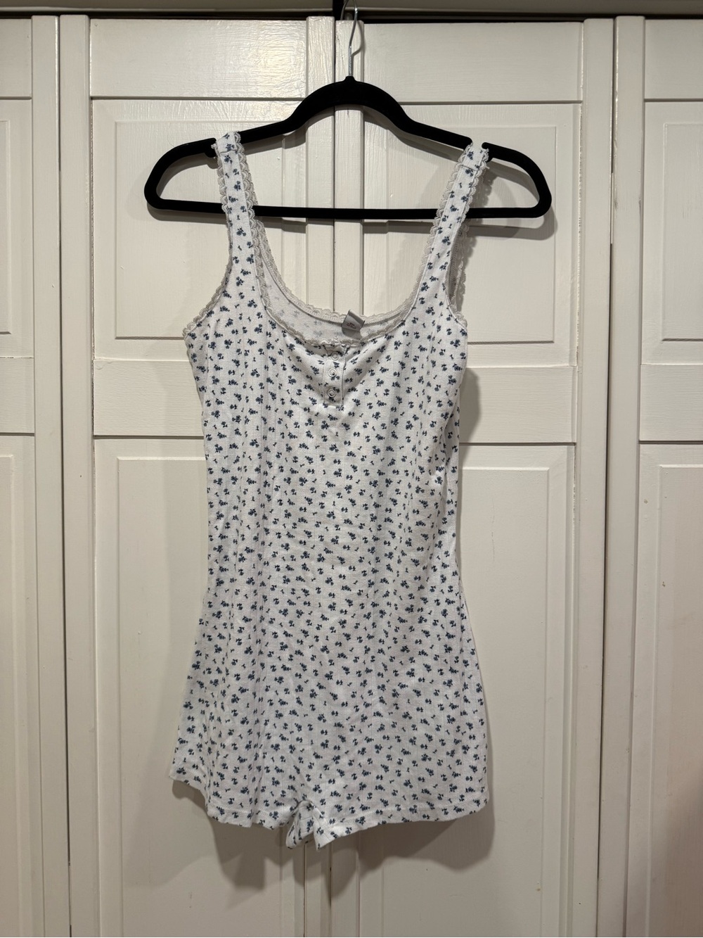 Old navy sleep romper size small EUC